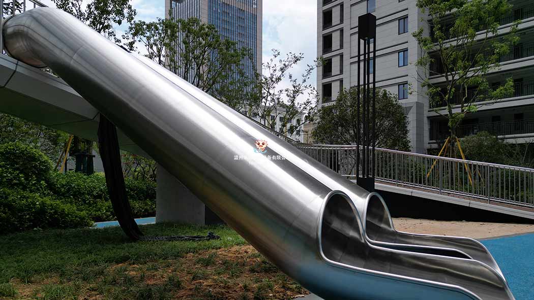 無(wú)動(dòng)力游樂設(shè)備