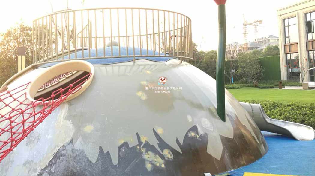 戶外非標(biāo)游樂(lè)設(shè)備-1