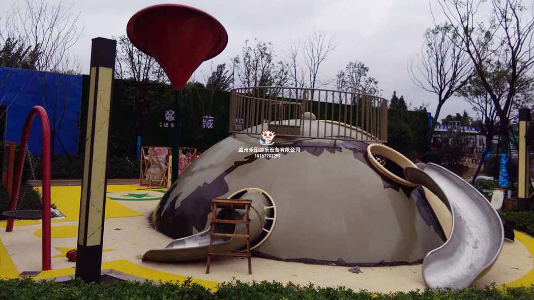 非標(biāo)游樂(lè)設(shè)備-1