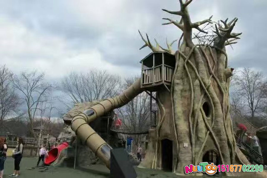 大型的組合滑梯玩法如何？充滿創(chuàng)新，讓孩子愛不釋手