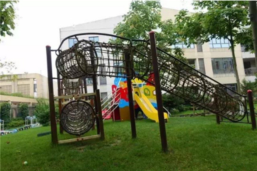 幼兒園戶(hù)外大型游樂(lè)設(shè)備有哪些