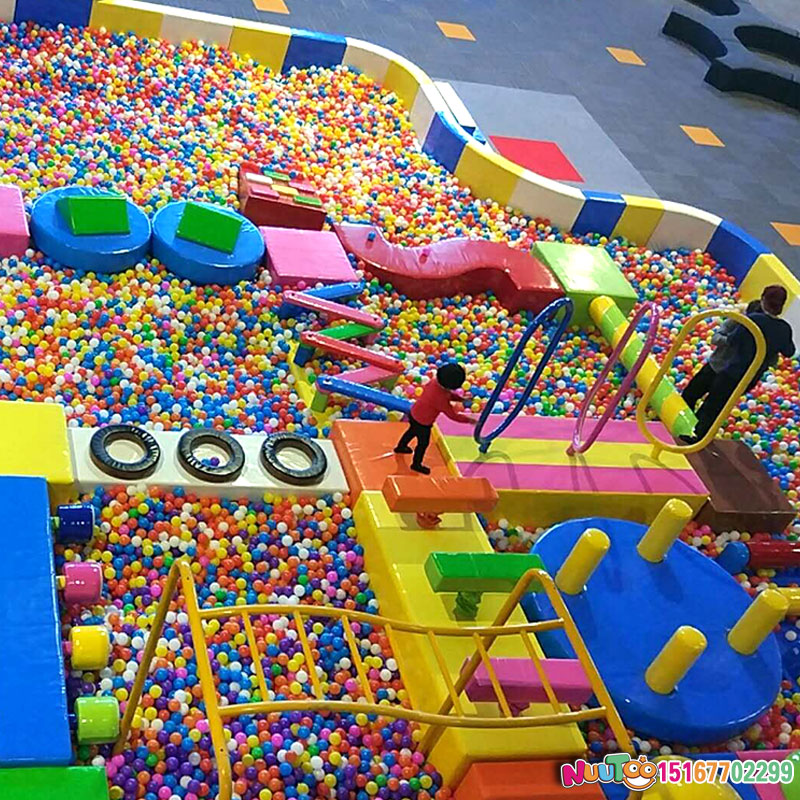 戶外小型兒童游樂場，選擇游樂設(shè)備有技巧可言 ！