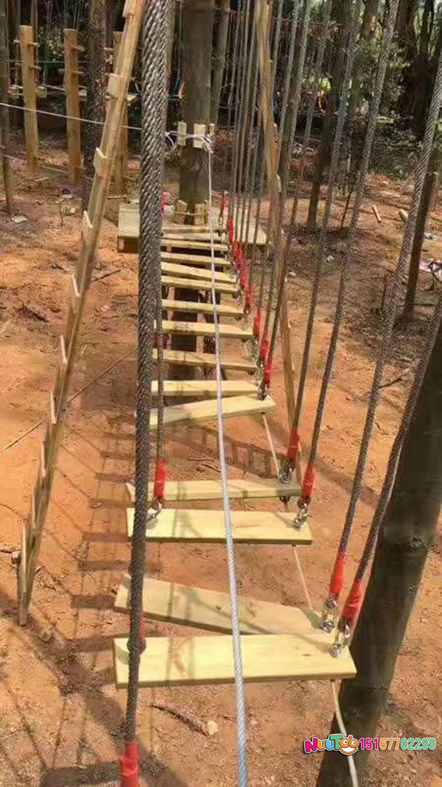 戶外游樂設施繩網攀爬有哪些重要的作用？有很多好處