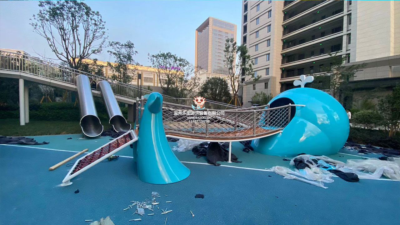 永嘉縣甌北 鯨魚造型滑梯 長廊不銹鋼滑梯
